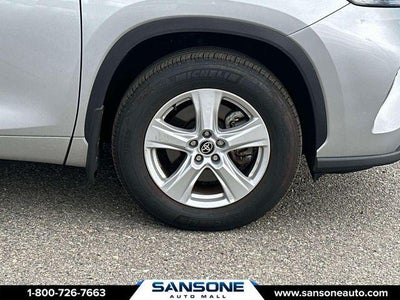 2025 Toyota Highlander LE