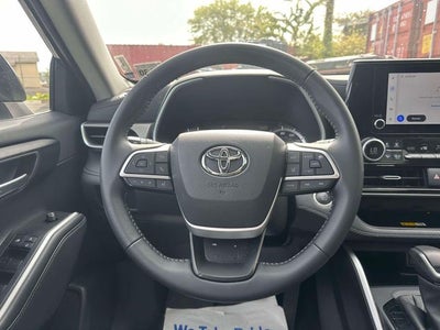 2025 Toyota Highlander XLE