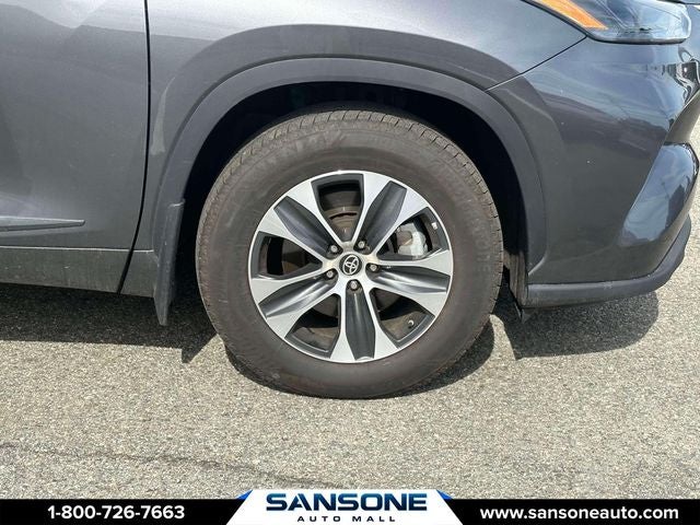 2025 Toyota Highlander XLE