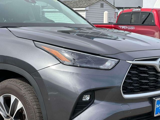 2025 Toyota Highlander XLE