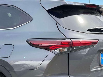 2025 Toyota Highlander XLE