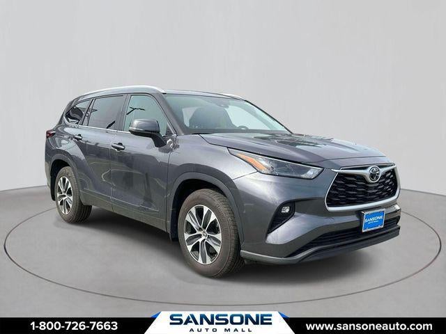 2025 Toyota Highlander XLE