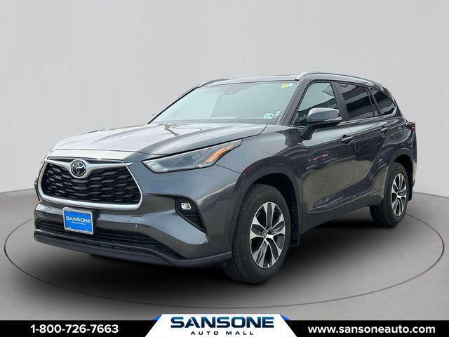 2025 Toyota Highlander XLE