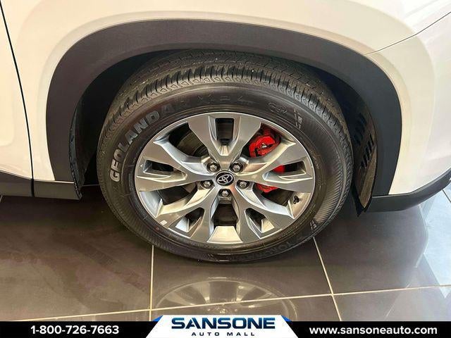 2025 Toyota Highlander XLE