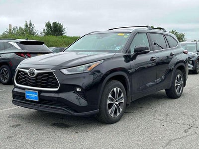 2024 Toyota Highlander XLE