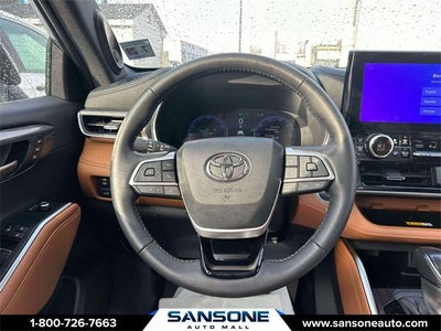 2024 Toyota Highlander LE