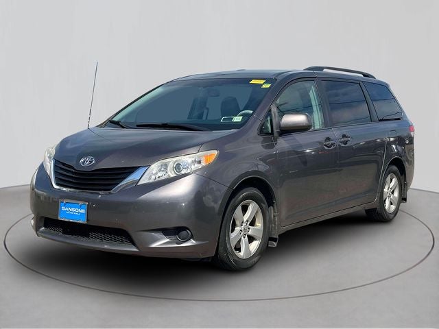 2014 Toyota Sienna LE