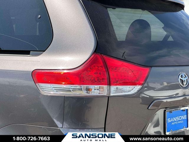 2014 Toyota Sienna LE