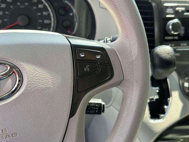 2014 Toyota Sienna LE