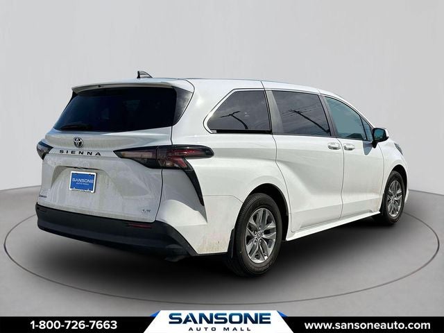 2025 Toyota Sienna LE 8 Passenger