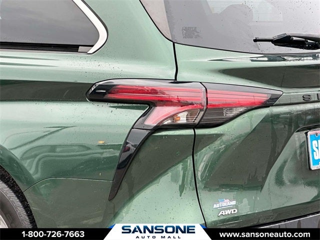 2021 Toyota Sienna LE 8 Passenger