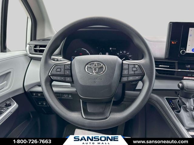 2026 Toyota Sienna LE 8 Passenger