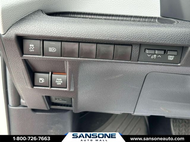 2026 Toyota Sienna LE 8 Passenger
