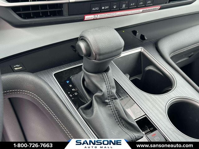 2026 Toyota Sienna LE 8 Passenger