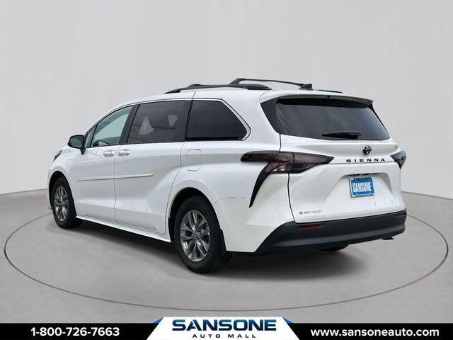 2026 Toyota Sienna LE 8 Passenger