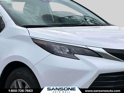 2026 Toyota Sienna LE 8 Passenger