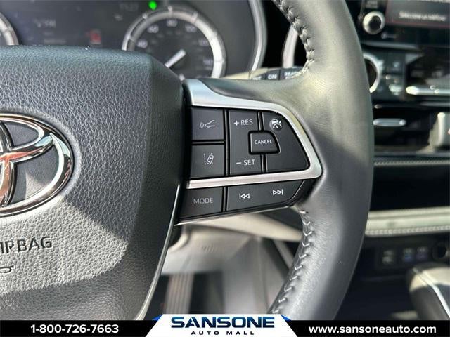2022 Toyota Highlander XSE