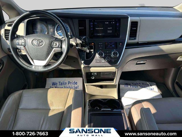 2015 Toyota Sienna XLE 8 Passenger