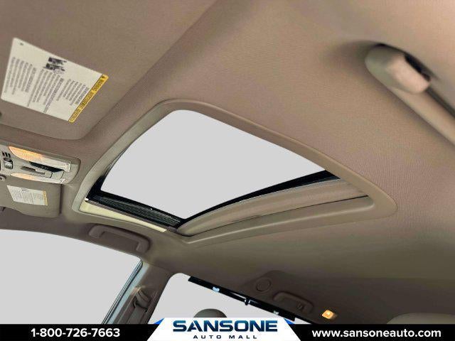 2015 Toyota Sienna XLE 8 Passenger