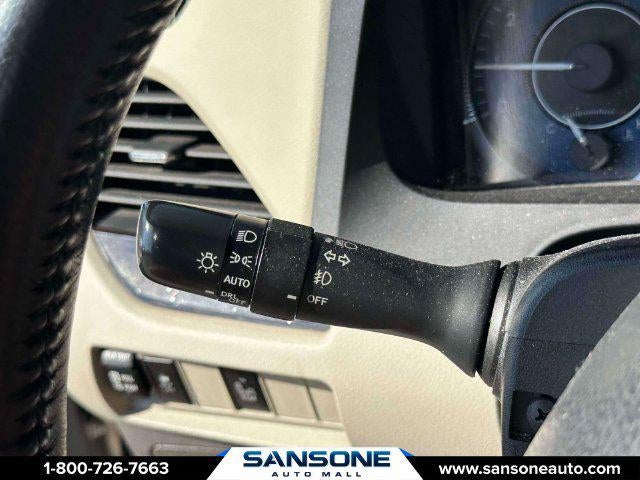 2015 Toyota Sienna XLE 8 Passenger
