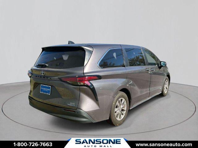 2021 Toyota Sienna XLE 7 Passenger