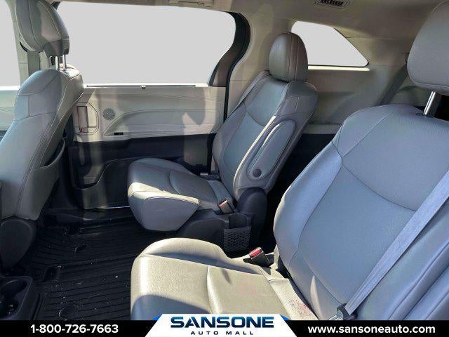 2021 Toyota Sienna XLE 7 Passenger
