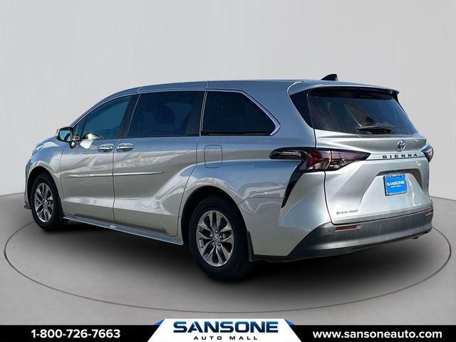 2025 Toyota Sienna XLE 7 Passenger