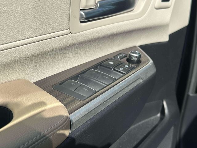 2024 Toyota Sienna Limited 7 Passenger