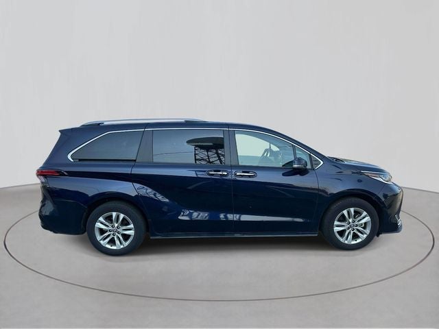 2024 Toyota Sienna Limited 7 Passenger