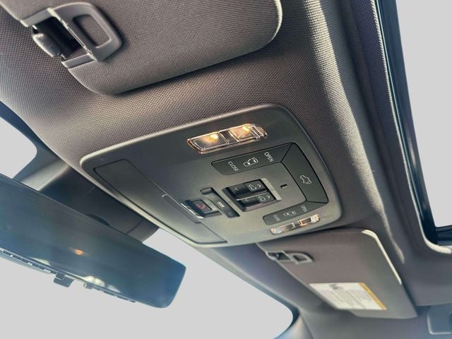 2024 Toyota Sienna Limited 7 Passenger