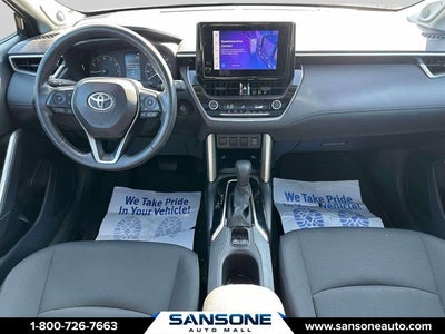 2024 Toyota Corolla Cross LE