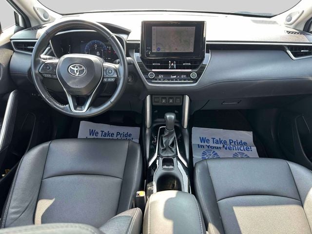 2024 Toyota Corolla Cross XLE