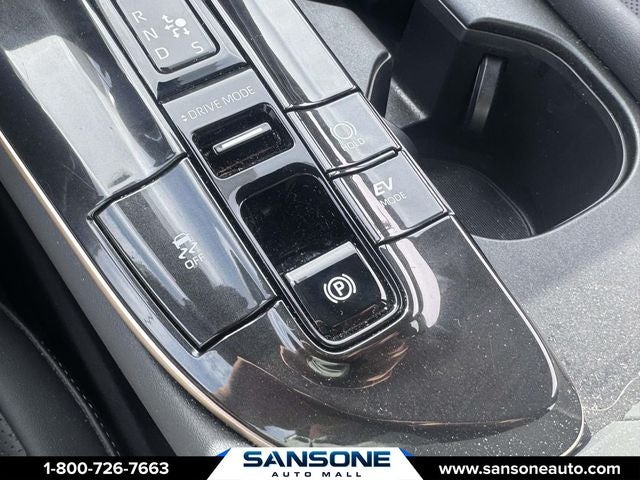 2025 Toyota Crown Signia XLE