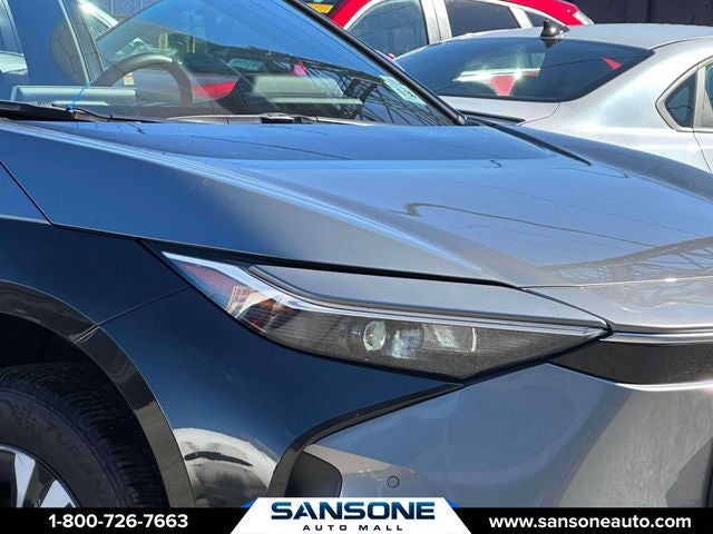 2025 Toyota bZ4X XLE