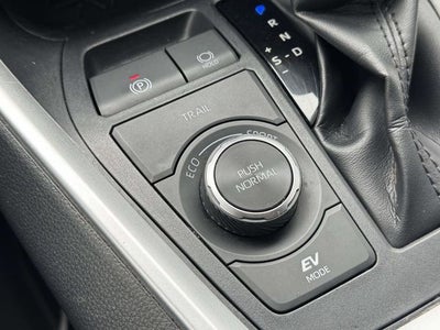 2022 Toyota RAV4 Hybrid LE