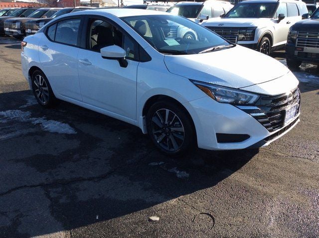 2025 Nissan Versa 1.6 SV