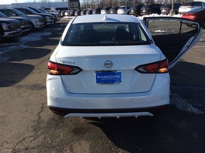 2025 Nissan Versa 1.6 SV