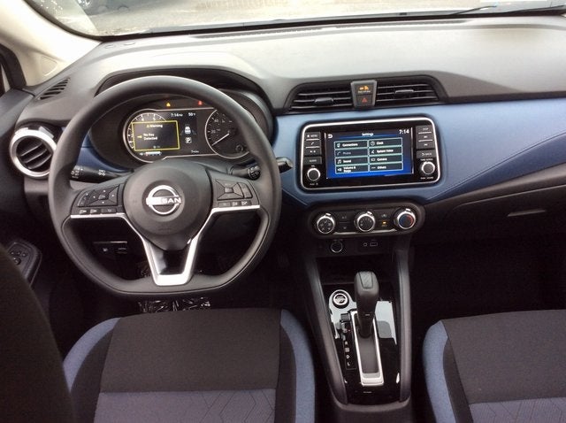 2025 Nissan Versa 1.6 SV