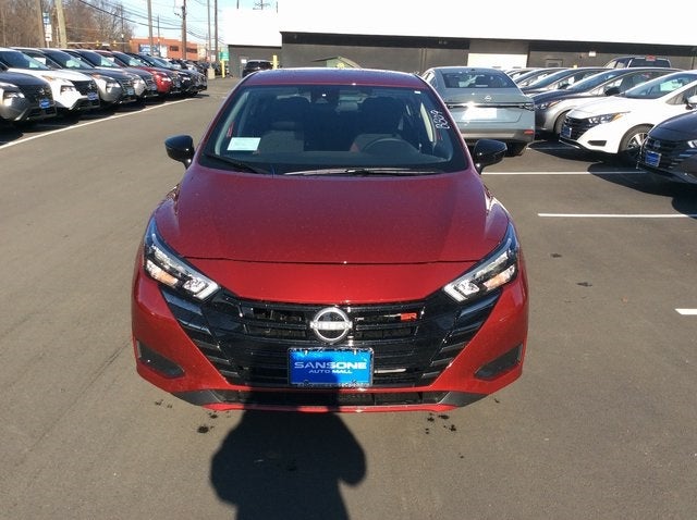 2025 Nissan Versa 1.6 SR