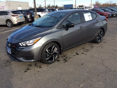 2025 Nissan Versa 1.6 SR