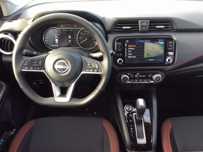 2025 Nissan Versa 1.6 SR