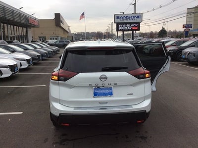 2026 Nissan Rogue SV