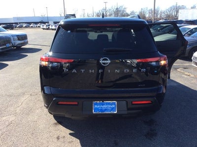 2026 Nissan Pathfinder SV