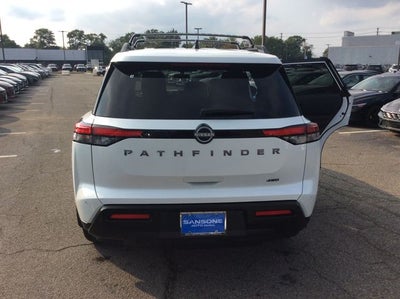 2026 Nissan Pathfinder SV