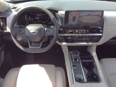 2026 Nissan Pathfinder SL