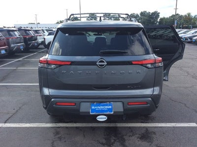 2026 Nissan Pathfinder SL