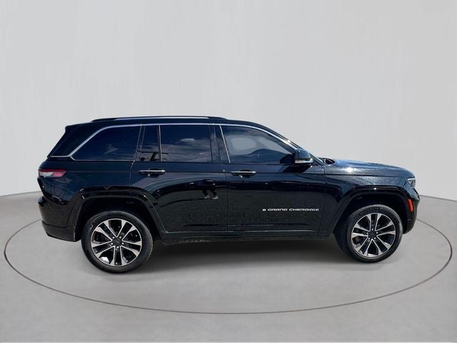 2022 Jeep Grand Cherokee Overland