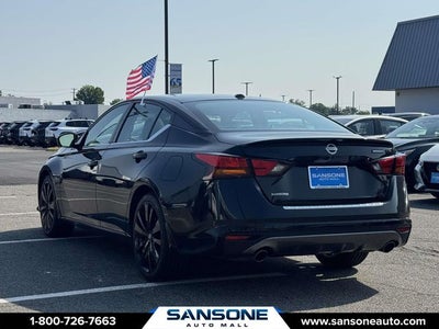 2022 Nissan Altima 2.5 SR