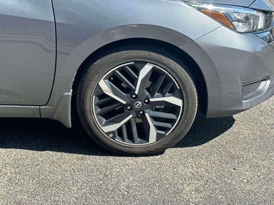 2025 Nissan Versa 1.6 SR