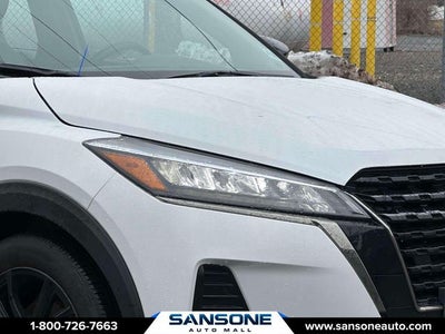 2023 Nissan Kicks SR